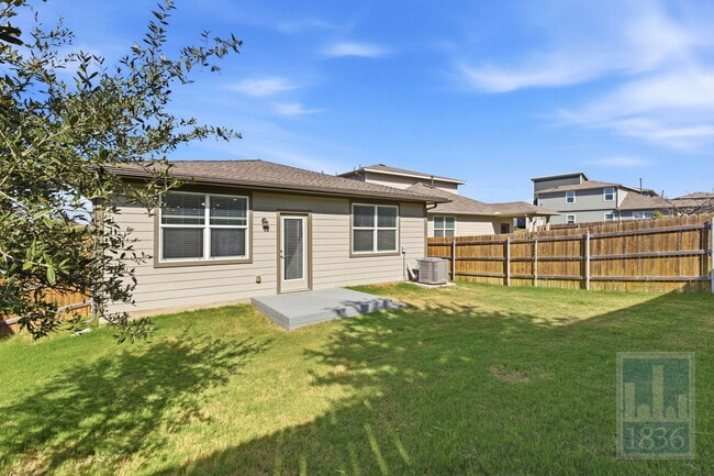 Building Photo - 8129 Linnie Ln