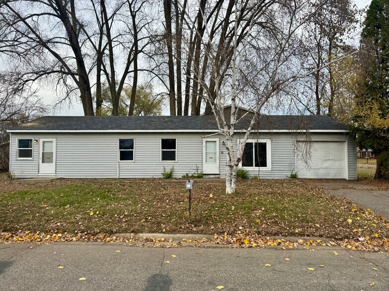 Primary Photo - 1225 13th St SE