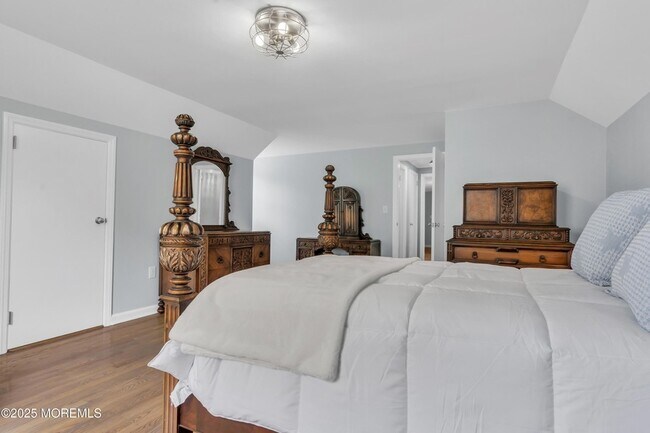 Building Photo - 208 Trenton Blvd