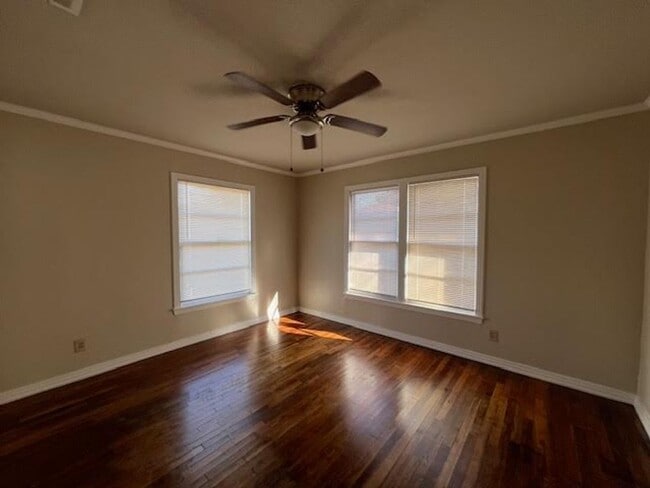 Building Photo - 1105 Fisher St