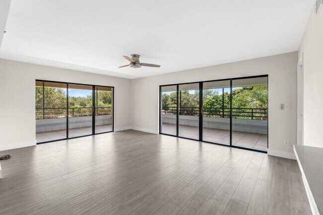 Building Photo - 343 Oak Harbour Dr