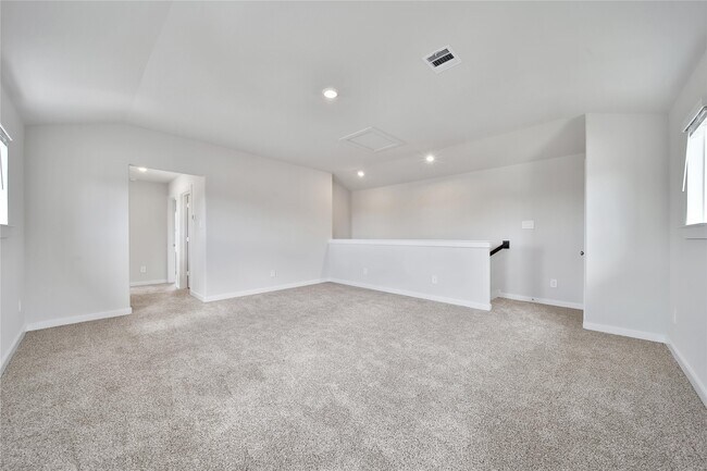 Building Photo - 12107 Willow Holw Ln