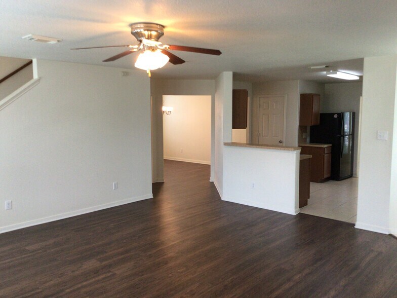Building Photo - 24319 Ayscough Ln
