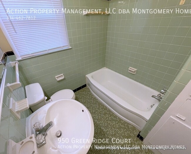 Building Photo - 950 Green Ridge Ct