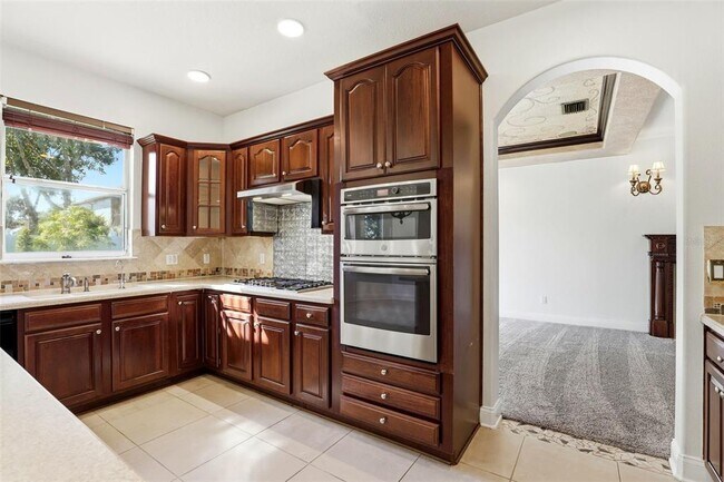 Building Photo - 93 Braelock Dr