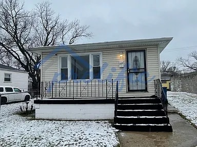 Building Photo - 712 W 19th Ave