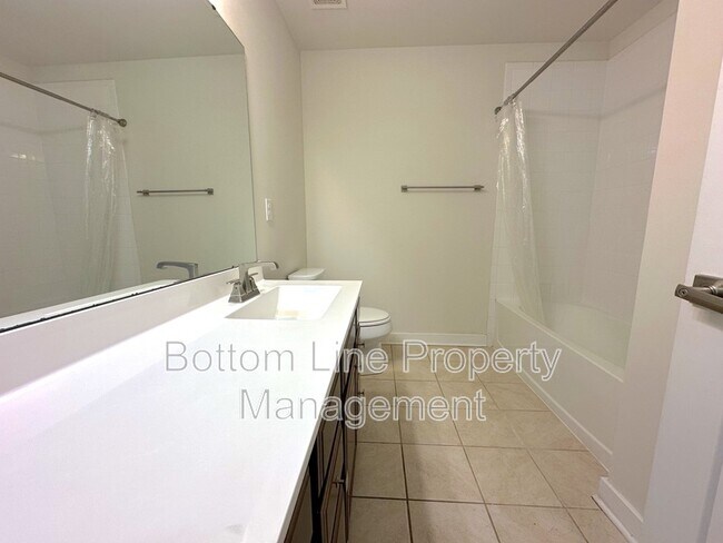 Building Photo - 5087 Crabapple Ln