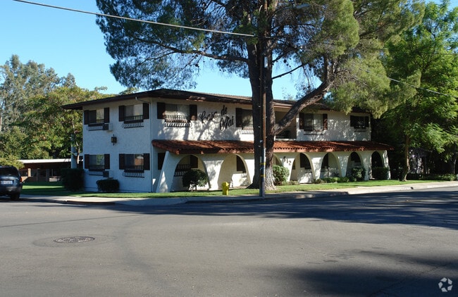Primary Photo - Casa de Ojai