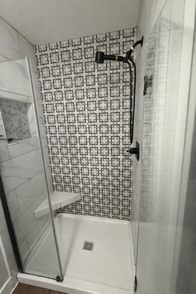 Building Photo - 902 N Texas St