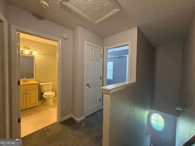 Building Photo - 1704 Camden Forrest Tr