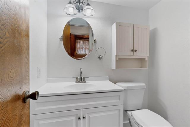 Building Photo - 1301 Warwick St