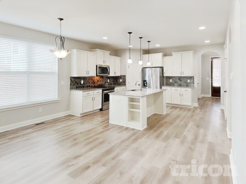 Building Photo - 130 Cobbler Cir