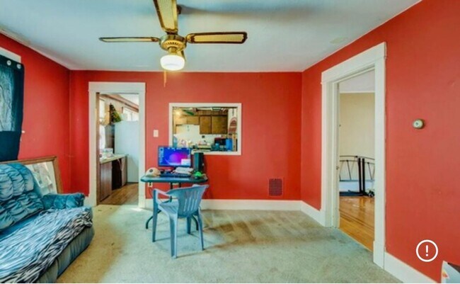 Building Photo - 205 W Fulton St