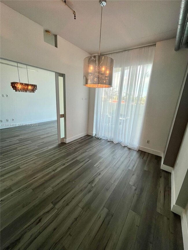 Building Photo - 3029 NE 188th St