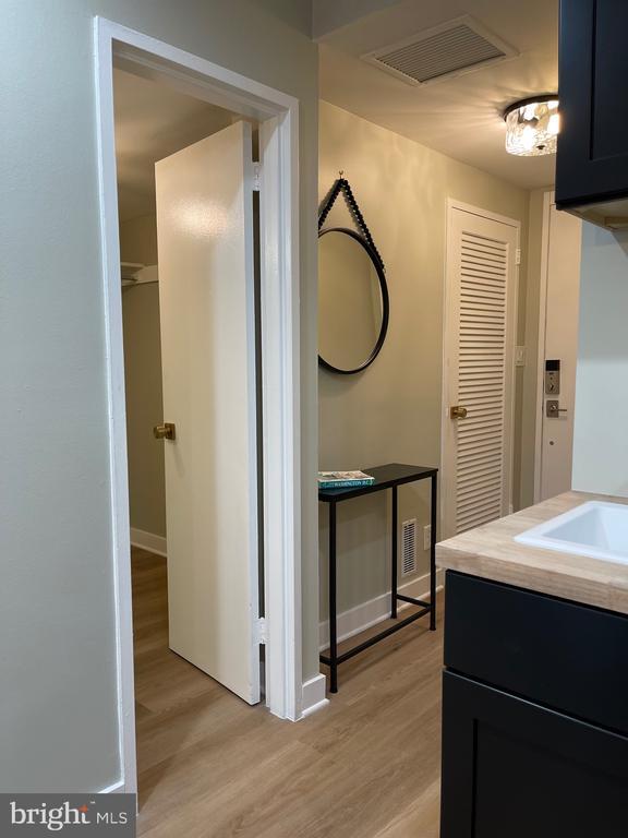 Building Photo - 620 3rd St SW