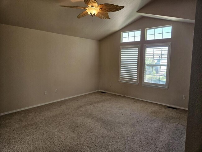 Building Photo - 3653 Sunflower Cir