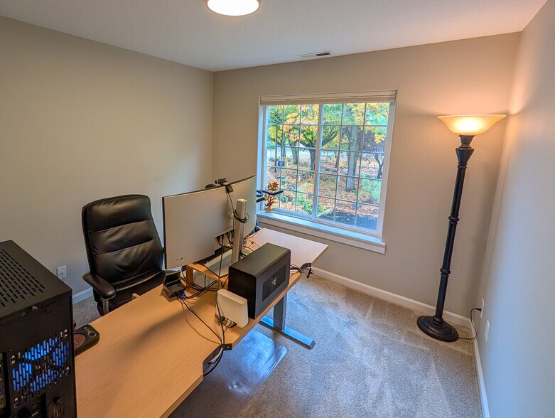 Building Photo - 2436 N Kilpatrick St