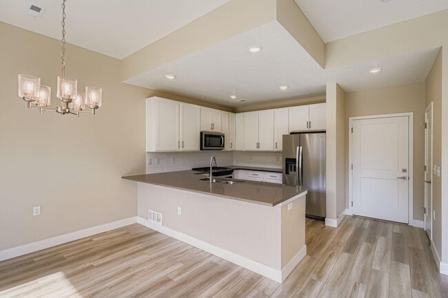 Building Photo - 2502 Colt Wy