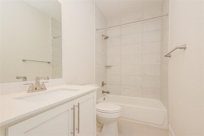 Building Photo - 607 Gunison Dr