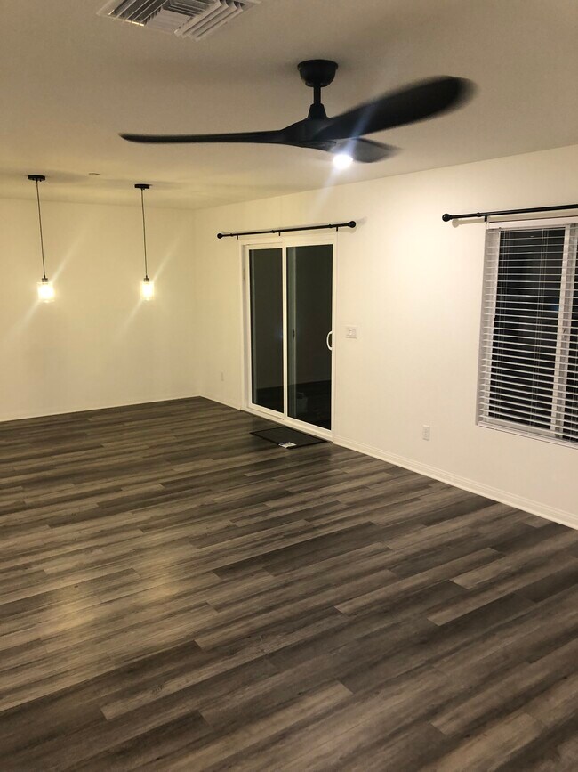 Building Photo - 26756 Calle Celia