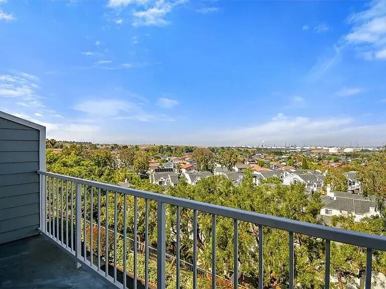 Building Photo - 1414 Brett Pl