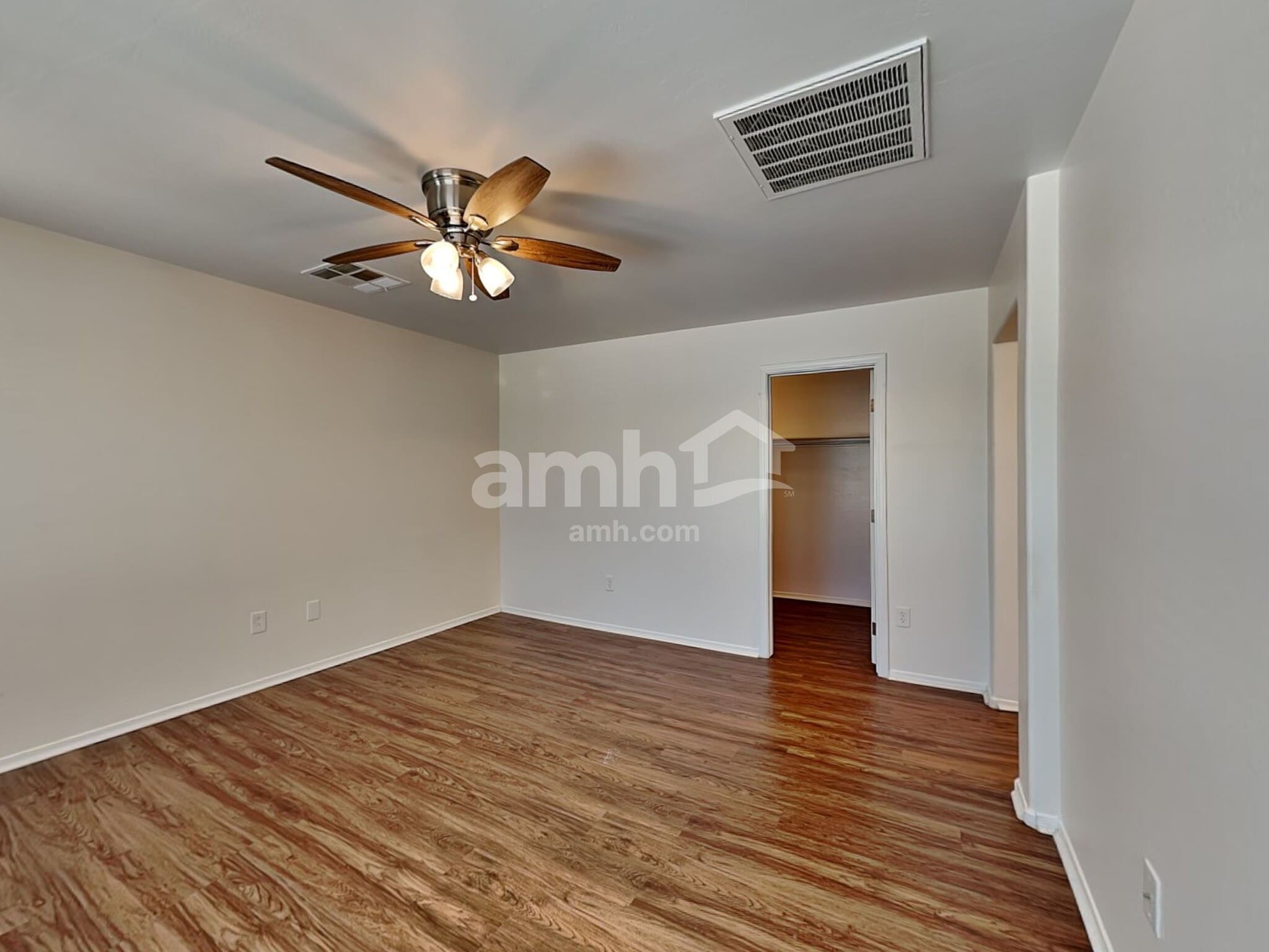 Building Photo - 3005 W Ferruccio Pl