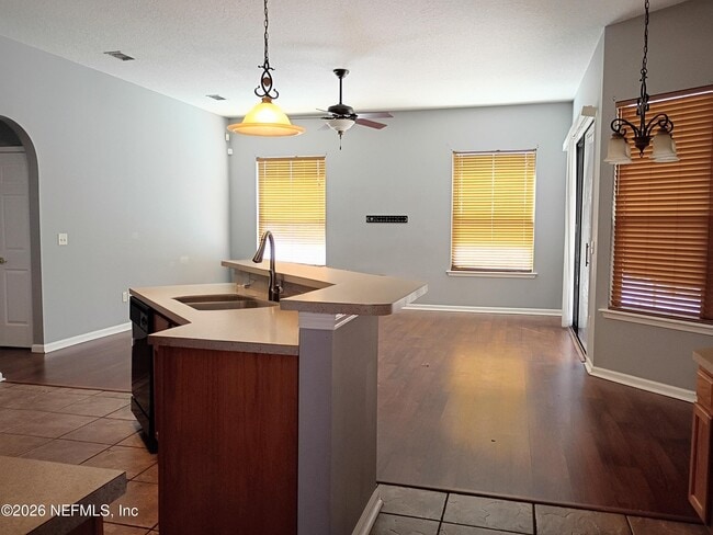 Building Photo - 1392 Hawks Crest Dr