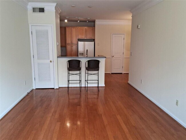 Building Photo - 375 Highland Ave NE