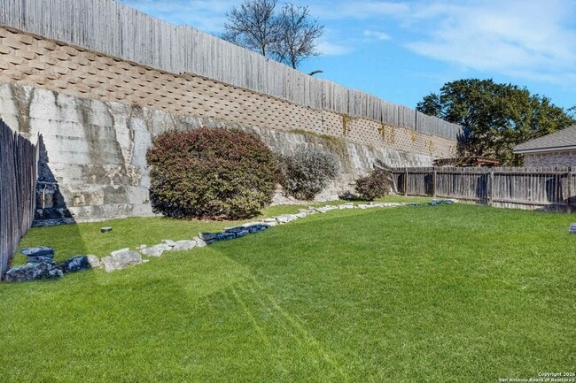 Building Photo - 3511 Bennington Way