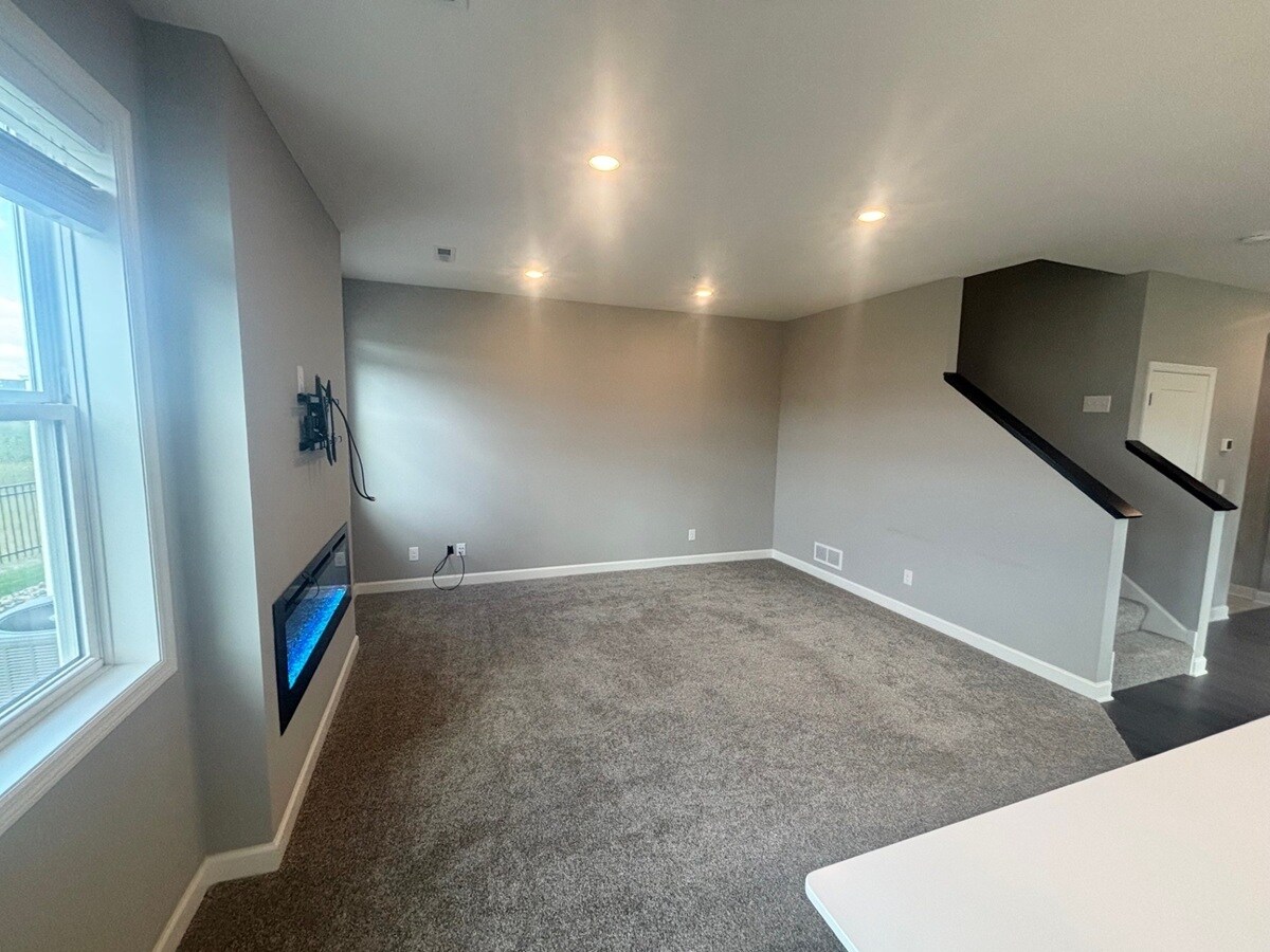 Building Photo - 14125 Aberdeen Way