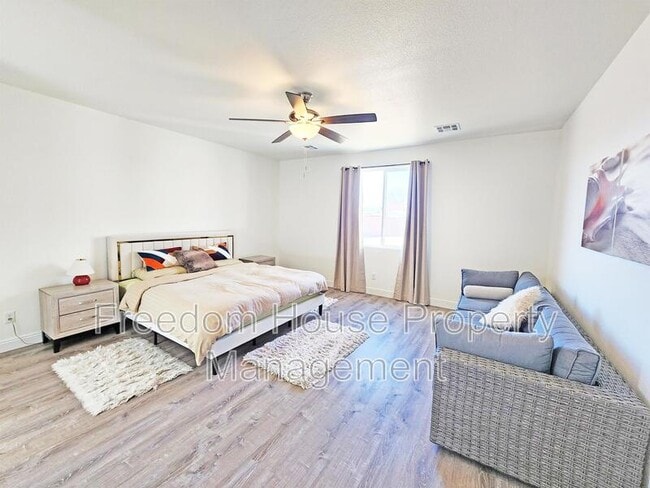 Building Photo - 6660 Stubblefield Dr