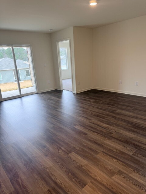 Building Photo - 305 McCleary Ln