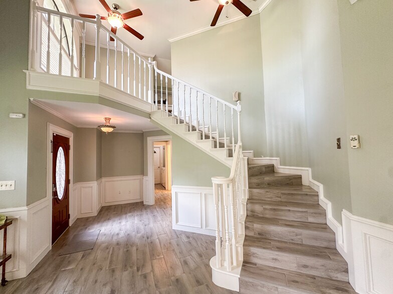 Building Photo - 3206 E Cobblestone Creek Dr