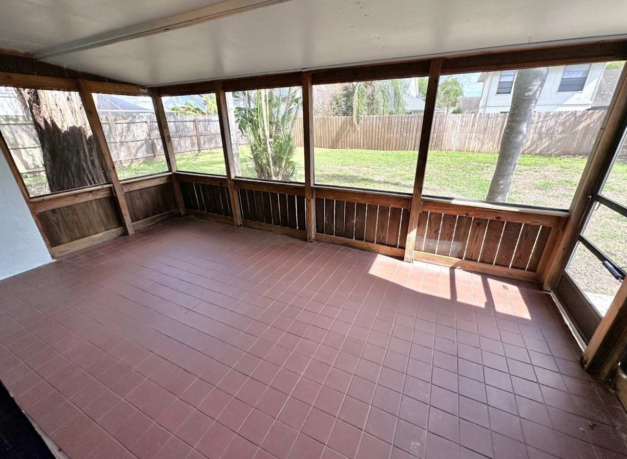 Building Photo - 1911 Coral Tree Ct