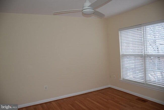 Building Photo - 204 Poplar Spring Rd