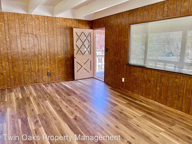 Building Photo - 2 br, 1 bath House - 6601 Lowry Lane