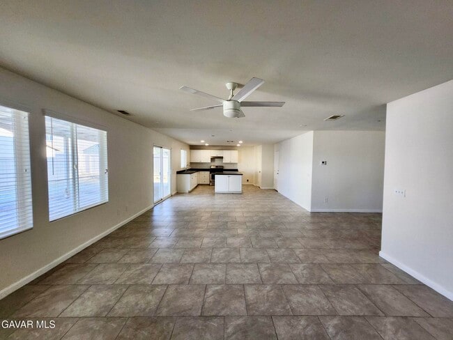 Building Photo - 43256 Carol Dr