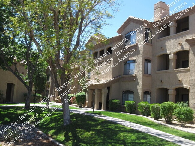 Building Photo - 15095 N Thompson Peak Pkwy