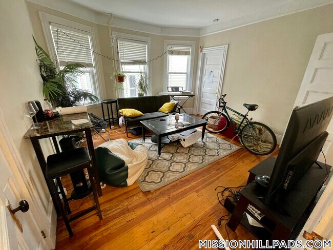 Building Photo - 12 Oswald St