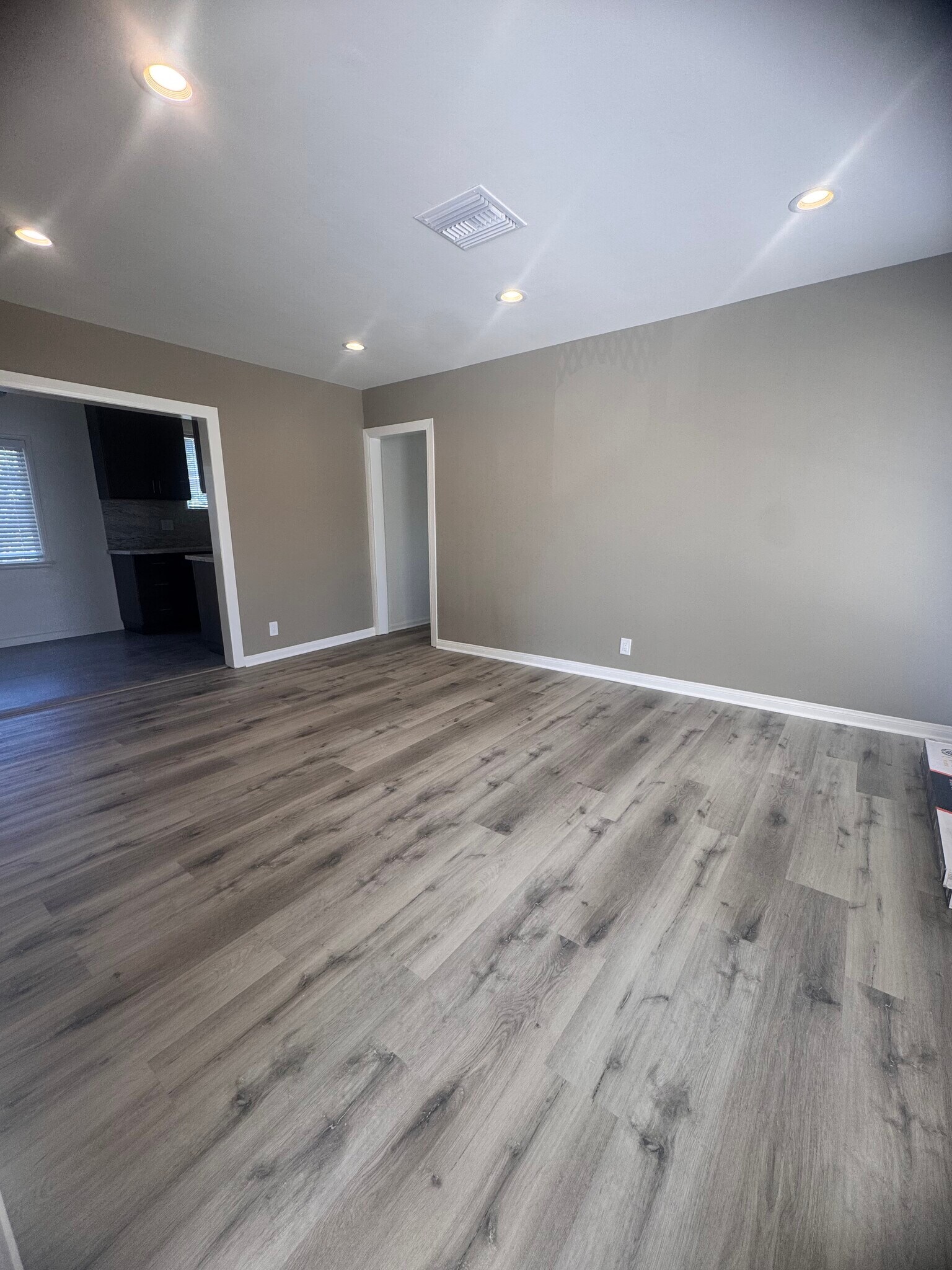 Building Photo - 6714 Aldea Ave