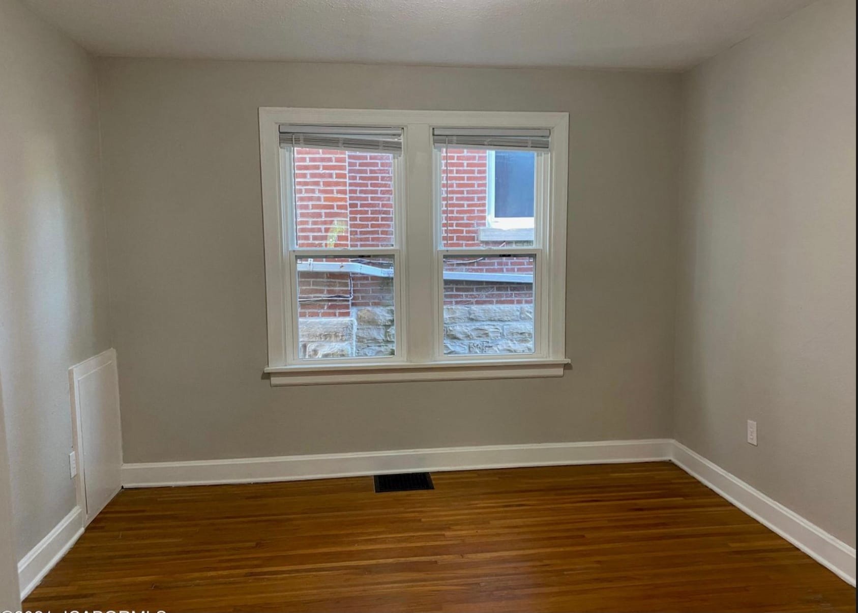 Bedroom 3 - 1103 E McCarty St