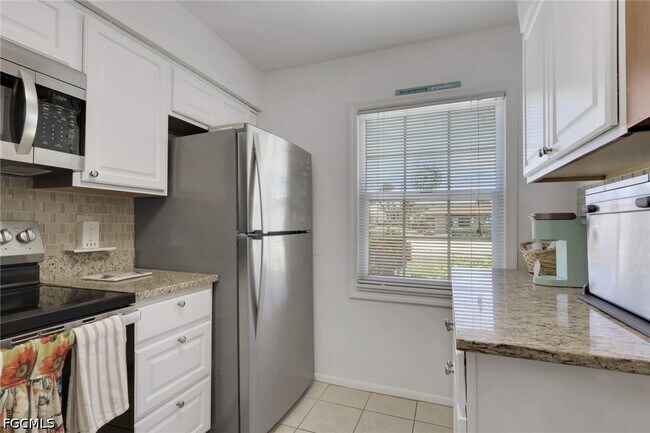 Building Photo - 6300 South Pointe Blvd