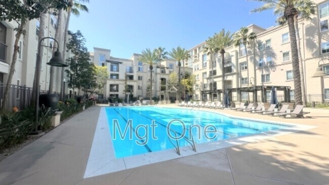 Building Photo - 2379 Scholarship