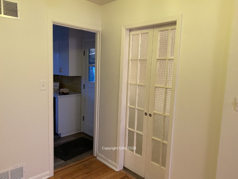 Building Photo - 12050 NE Broadway