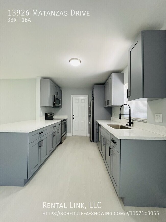 Building Photo - 13926 Matanzas Dr