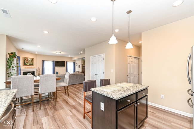Building Photo - 16406 Taconite Dr
