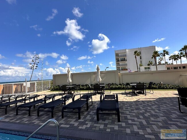 Building Photo - 2700 Gulf Blvd