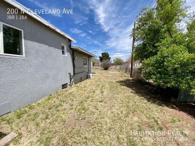 Building Photo - 200 N Cleveland Ave