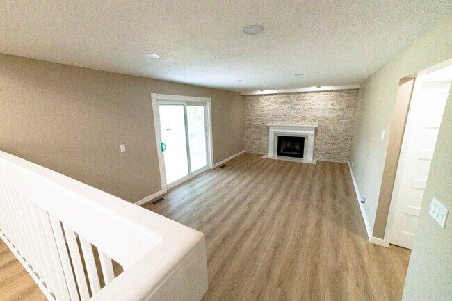 Gas Fireplace - 4968 S Spring Run Dr