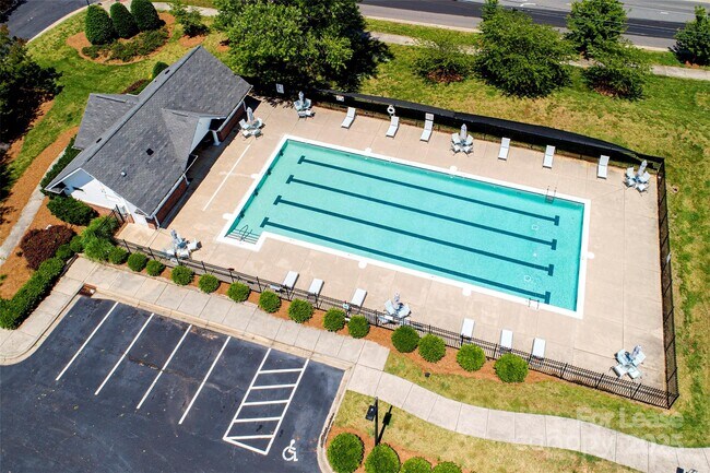 Building Photo - 13406 Calloway Glen Dr